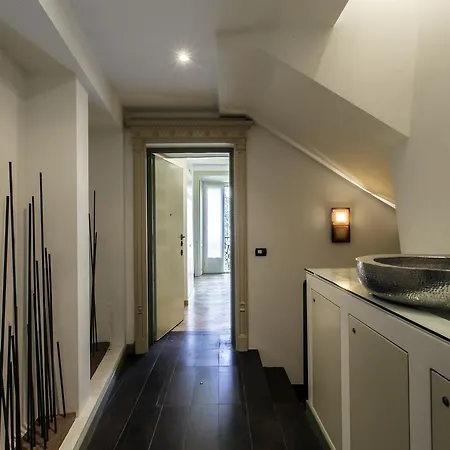 Bohemia Apartment *